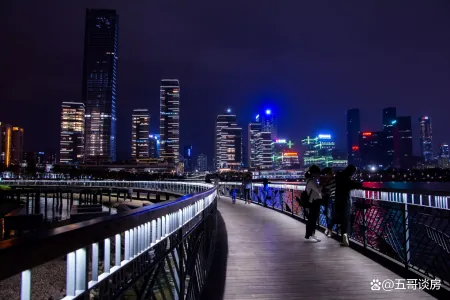 深圳买房怎么选择（深圳楼市：怎么选择一个好的城市从而去定居呢？）